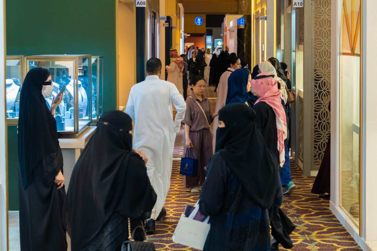 JEWELS OF THE WORLD OPENS IN RIYADH